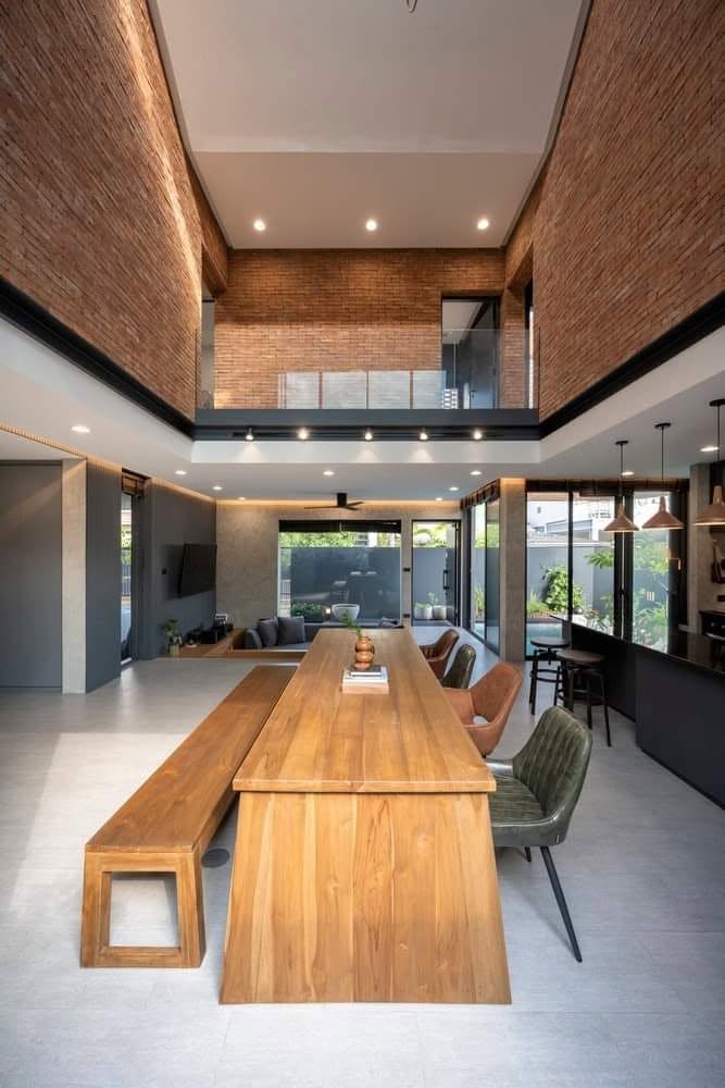 Séjour contemporain ouvert sur la terrasse